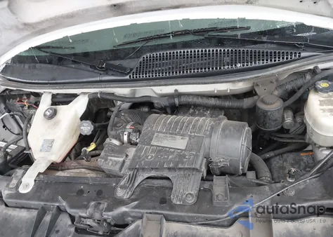 2016 Chevrolet Express 2500 Work Van z USA, uszkodzony, nr VIN 1GCWGAFFXG1165193